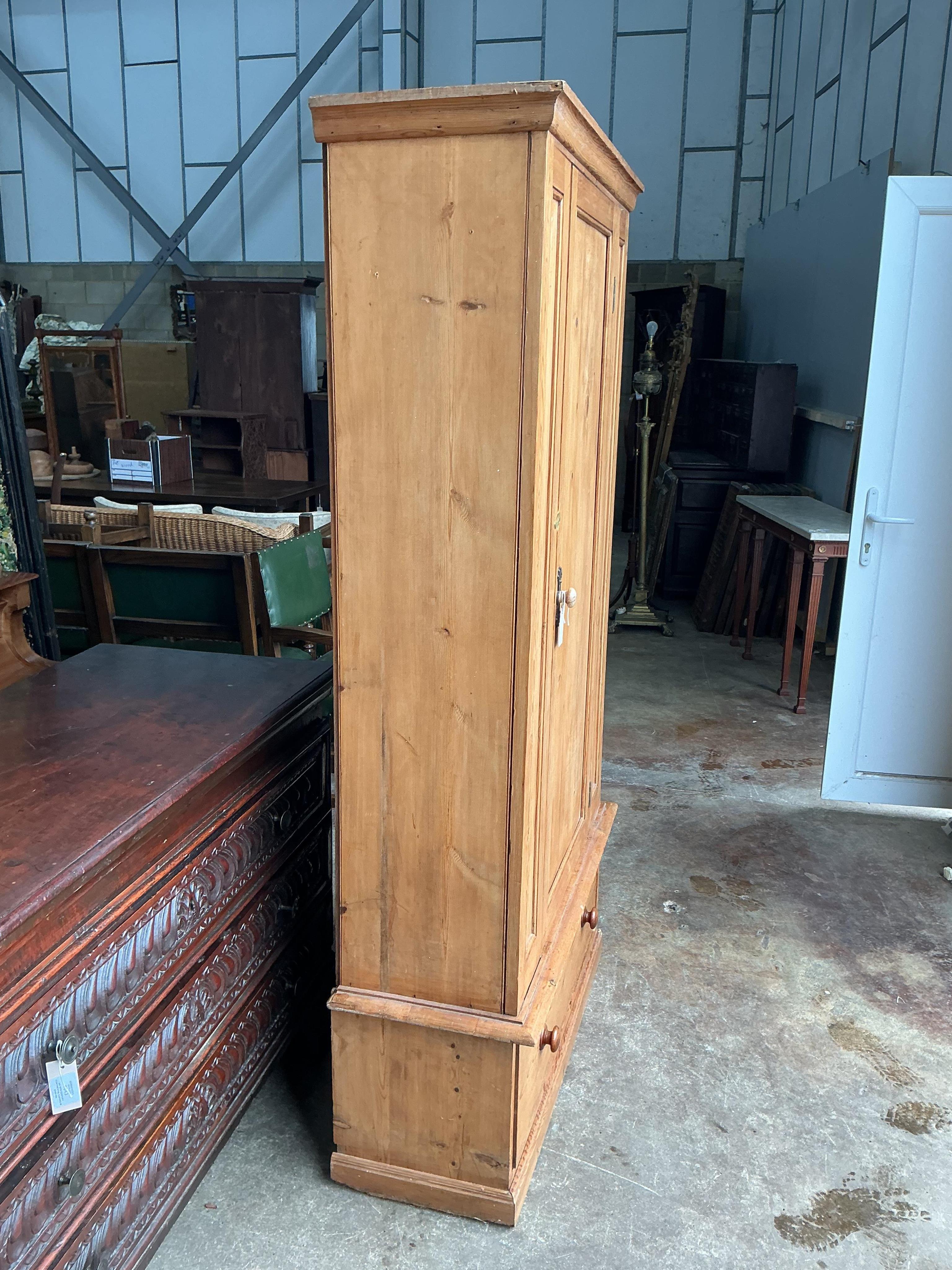 A Victorian pine single door wardrobe, width 96cm, depth 37cm, height 187cm